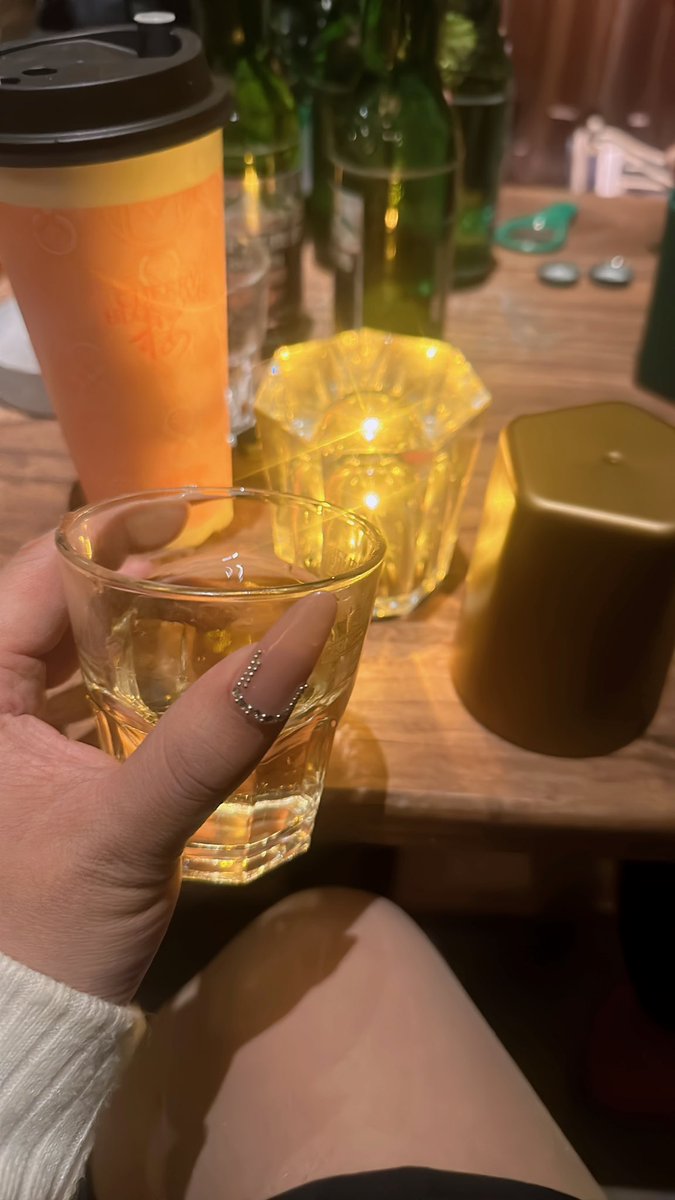 给朋友酒吧捧场