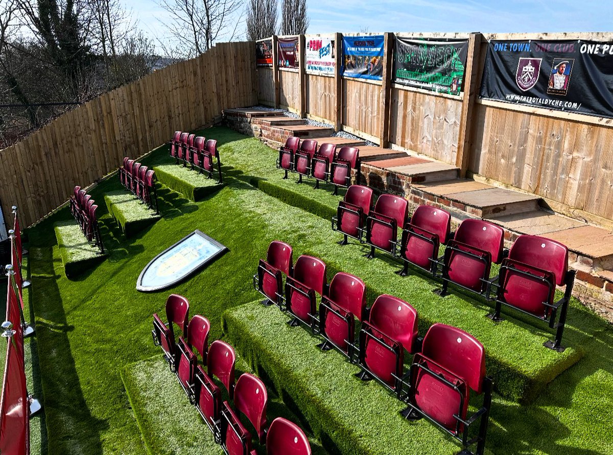 The Royal Dyche tweet media