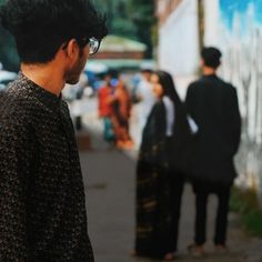 “saalo baad agar milunga mai tumse kabhi,
 saalo baad yahi kahunga ki mohabbat hai tumse.”