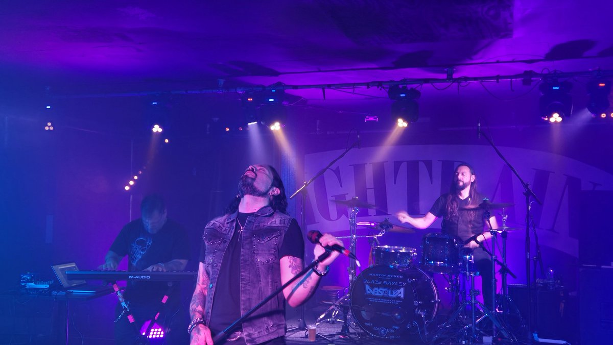 Jase 🤘 (@jasen_gee) on Twitter photo <a href="/TheRonnieRomero/">Ronnie Romero Official</a> superb night at <a href="/NightrainVenue/">Nightrain Music Venue - Bradford</a> #ronnieromero #nightrain #bradford 🤘🎤🎸🥁 🎹 🖤🔥🖤 <a href="/TheRonnieRomero/">Ronnie Romero Official</a> superb night at <a href="/NightrainVenue/">Nightrain Music Venue - Bradford</a> #ronnieromero #nightrain #bradford 🤘🎤🎸🥁 🎹 🖤🔥🖤