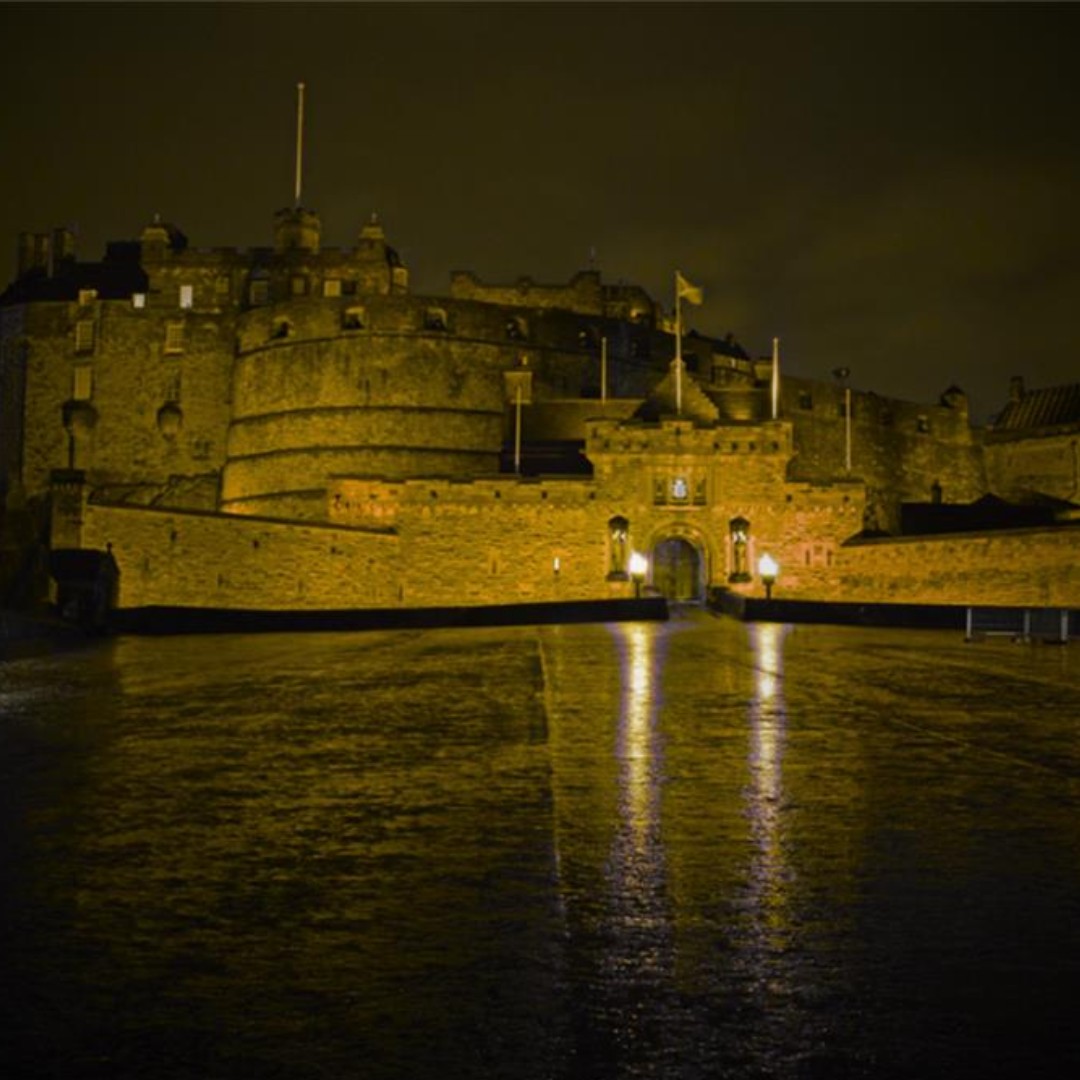 The castle will be floodlit yellow tonight for Endometriosis Awareness Month. 
@endowarriorswl 
#EndometriosisAwareness
#EndoWarriorsWestLothian 
#LightUpYellow
#ShineALightInADarkPlace 
#TALKENDO