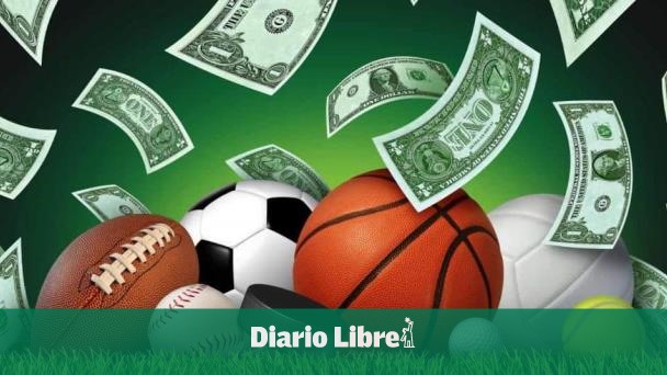 DiarioLibre's tweet photo. #LasMásLeídasDeLaSemana: El Ministerio de Hacienda denuncia actividades fraudulentas de apuestas en plataforma ATB Football
🔗https://t.co/cUeqjygVE0
#DiarioLibre #Noticias #ATBFootball https://t.co/5JeKq43mnt
