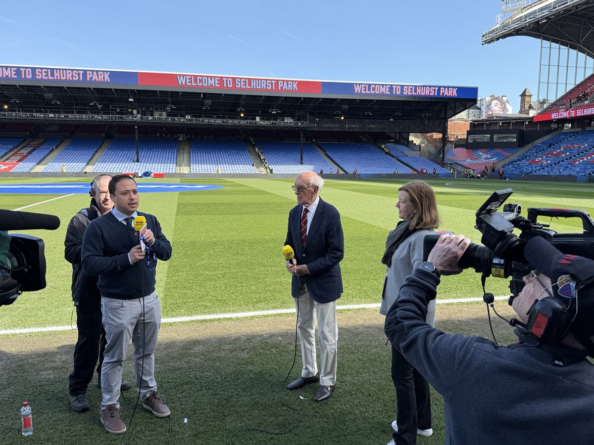 Mark Davies tweet media