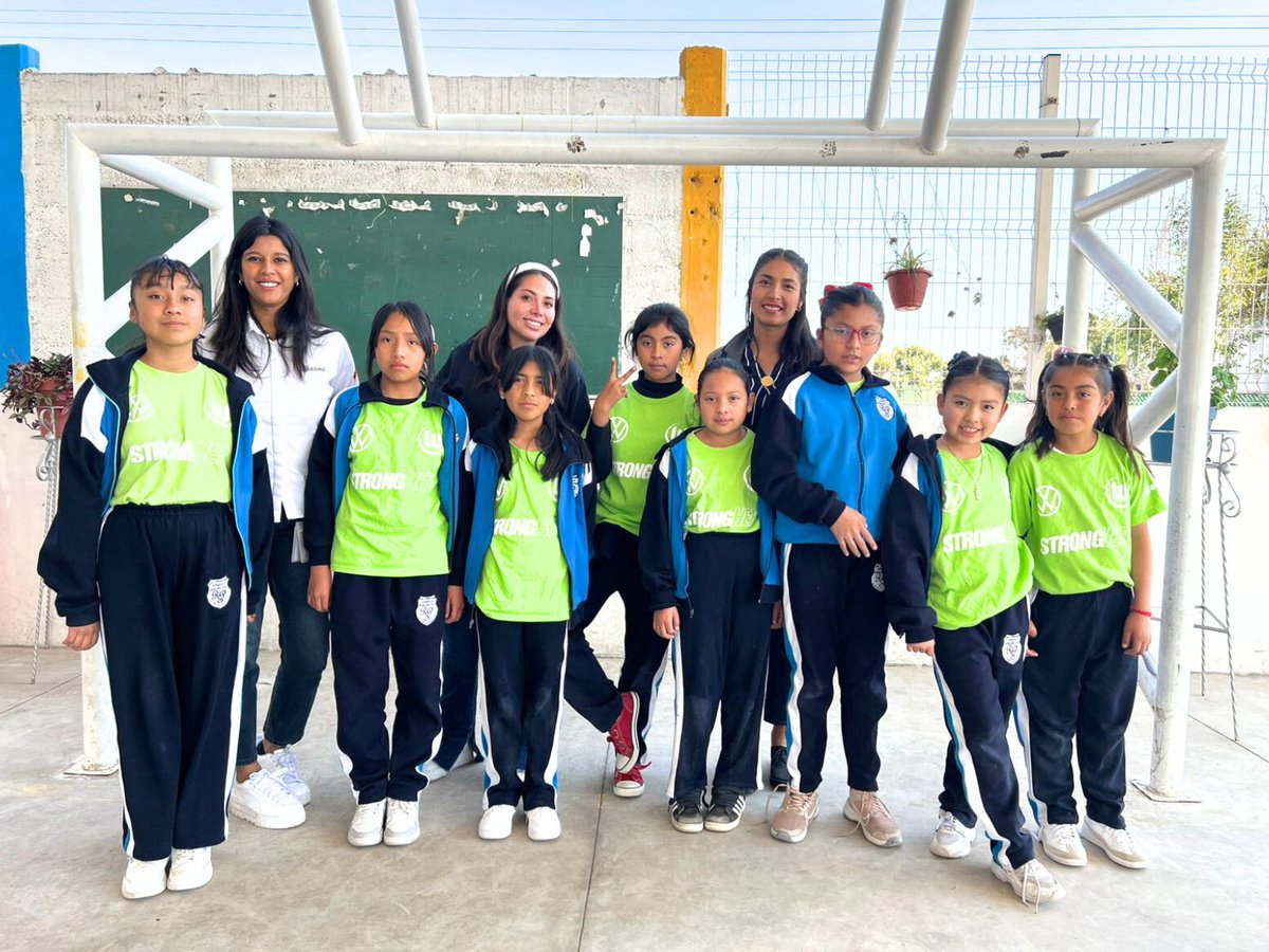 #8M Creemos que todas las niñas merecen sentirse valoradas y respetadas.

Apoyamos su acceso al conocimiento y ejercicio de sus derechos en #México, colaborando con #StrongHer.  

#EmpoderamientoFemenino 
#DeporteQueTransforma 
#Inclusión #Fútbol 
#TerreDesHommesDeutschlandEV