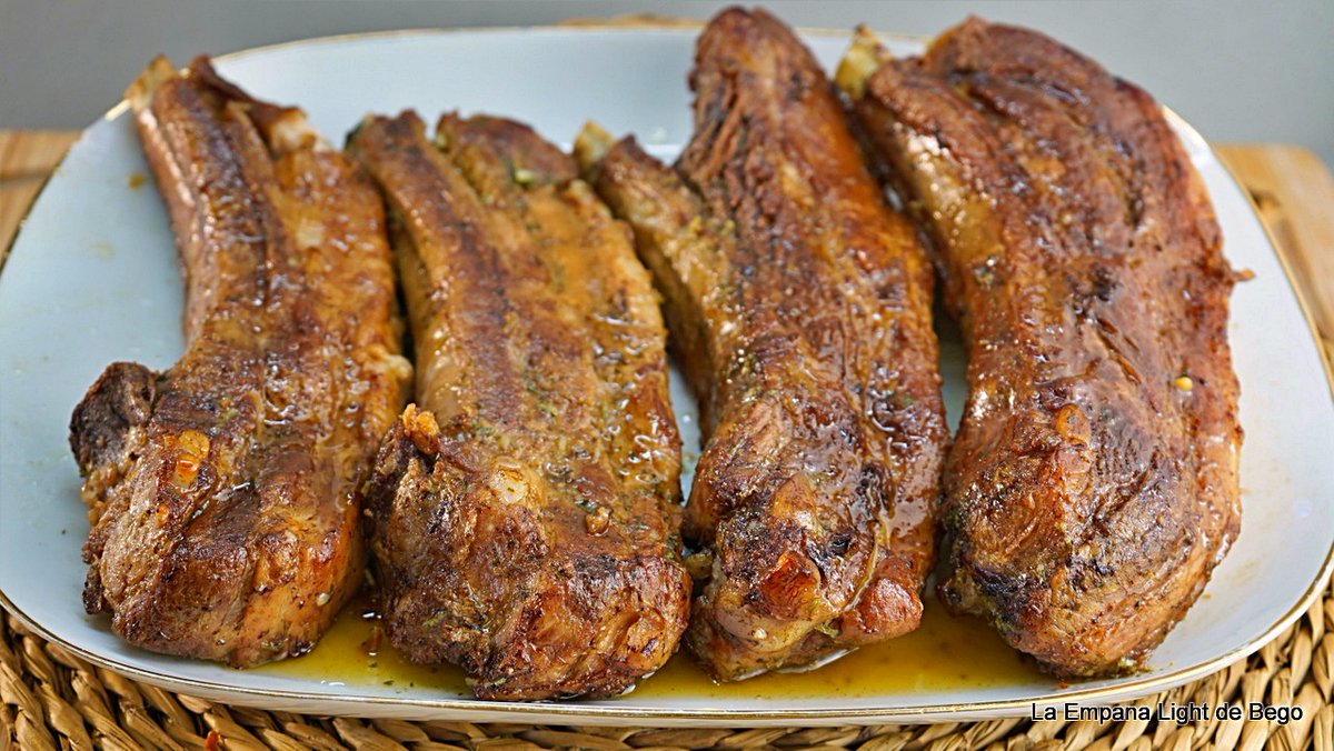 LA EMPANA LIGHT DE BEGO: Costillas de Cerdo con Salsa de Perejil | Super Ti... laempanalightdebego.blogspot.com/2025/03/costil…