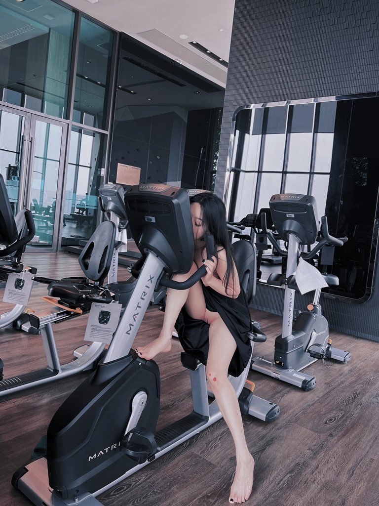 黄推福利内容 - 維他命B的精彩图片 福利姬維他命B分享的黄推图片3 - 网红私拍内容