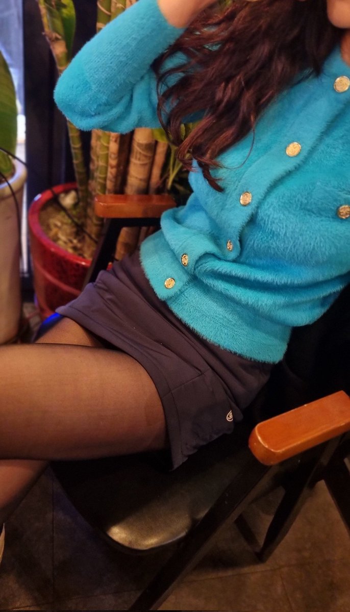 3월8(토) 소래포구 도착~! ♡♡♡. ㅂㅂ ㅋㅍ 분들 불발로 놀방에서 같이 놀 초대남(노래실력 우대 ㅎ) 구해봐요 저희는 초보로 목적은 없습니다 5단계 도전중 DM주세요
 #소래포 #부부만남 #커플만남 #부커만남 #건오