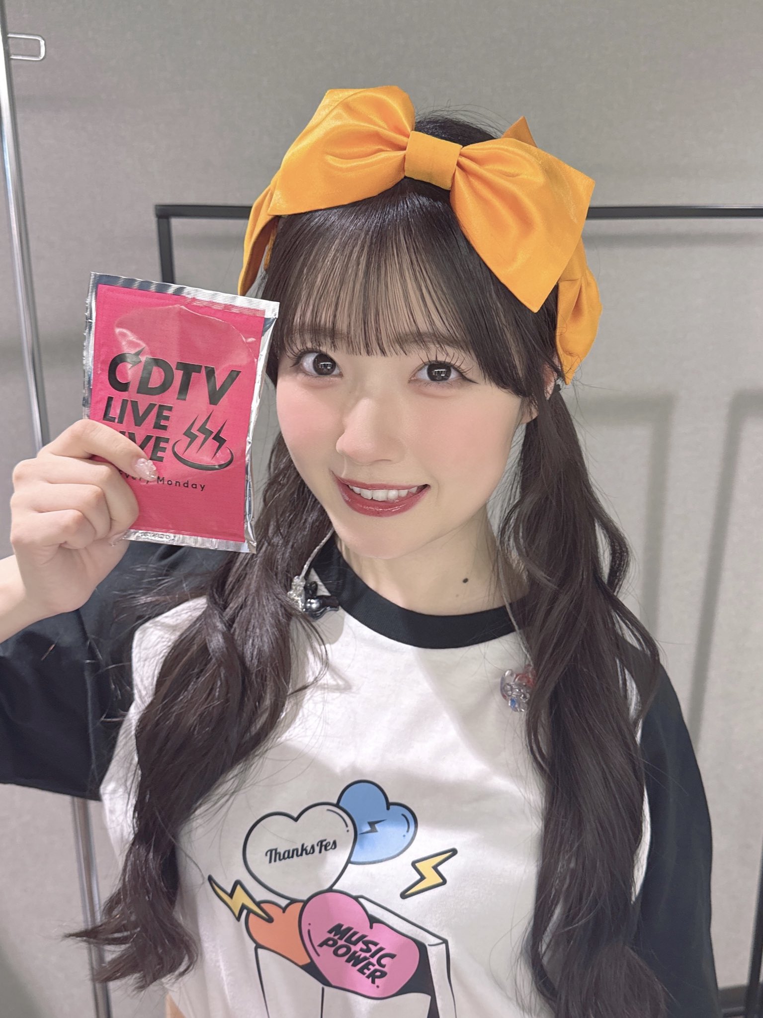 CDTVライブライブサインボールCUTIE STREET 川本笑瑠 CUTIE STREET | 🪽#CDTVライブライブ 𝕠𝕗𝕗 𝕤𝕙𝕠𝕥🪽 🧡川本