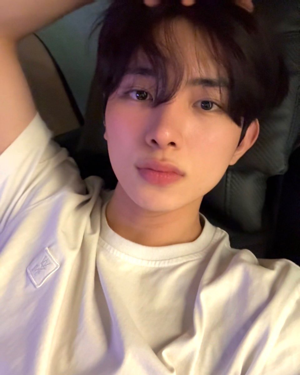 💛
#류준민 #에이티비오 #ATBO