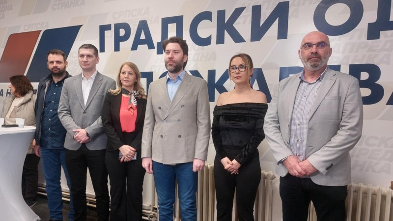 eBranicevo's tweet image. Stepanović osudio dešavanja u Skupštini Srbije #sns #osmimart #požarevac
ebranicevo.com/dogadjaji/step…