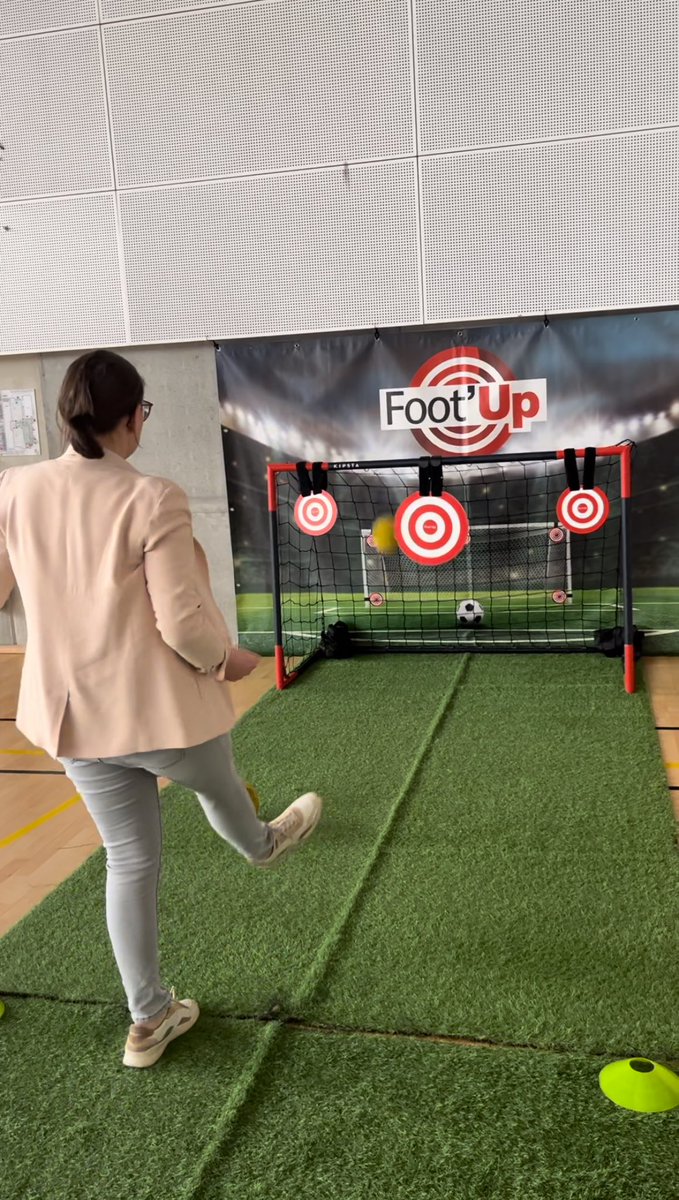 WEISSPauline1's tweet image. #8mars #journeedroitsdesfemmes 
🏓⚽️🤺🚣‍♂️Les ateliers d’initiation à la pratique sportive battent leur plein au @creps_pdl tout au long de la journée  

👏 et 🙏 Merci aux ligues de la Region @paysdelaloire, comités départementaux 44 et et aux différents acteurs présents !