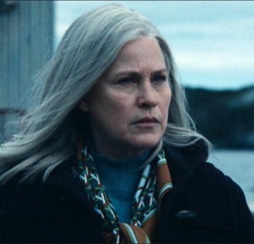 Ms Cobel gets her moment in the 'sun' in this snow-filled Scandi thriller of an episode. Join Craig and Josef as they break it all down. 

Listen
linktr.ee/withmates

What did you think of this week's episode and its big reveal? Let us know <a href="/WithMatesPod/">With Mates</a>.

#severance