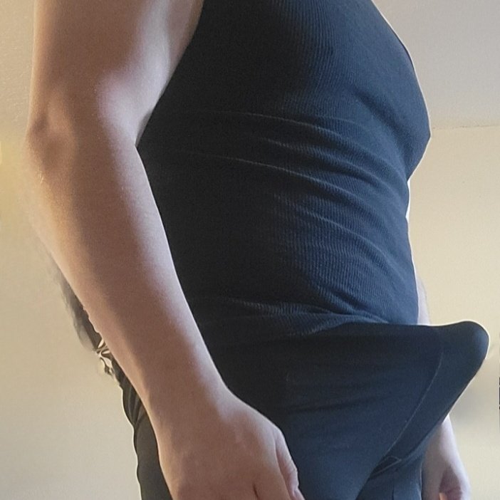 Any couple or single women wanna have fun!  Very hung and very good at what I do!  P4p if your real and down for fun!  #tampa #tampaflorida #tampabae #tampahoes #tampabay #clearwater