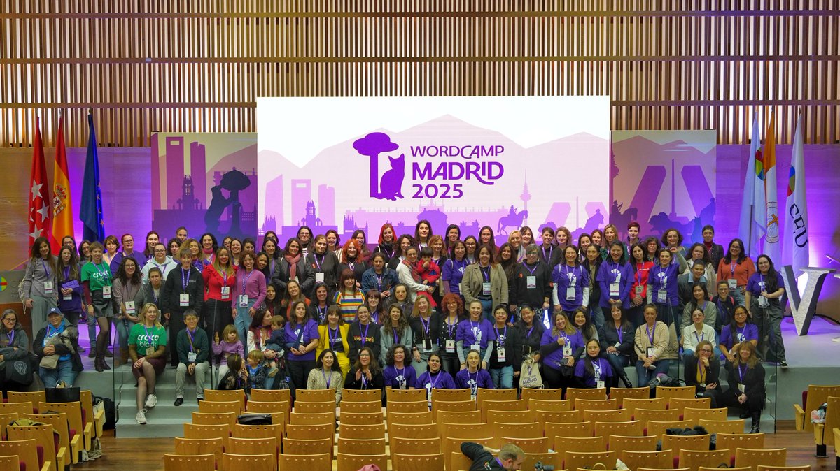 All female attendees at WordCamp Madrid 2025. That's a lot of people!
#WCMAD #WCWomenDay #WomenDay2025