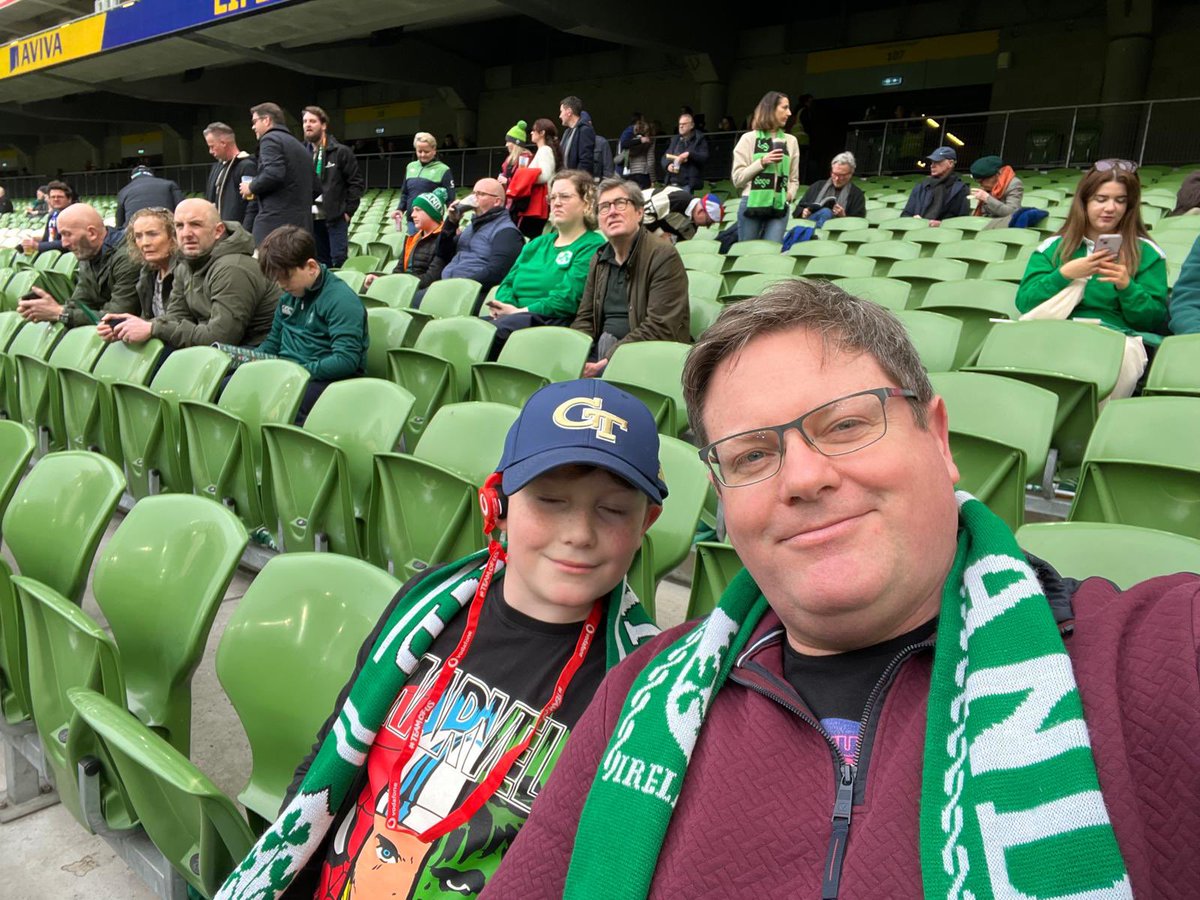 #shouldertoshoulder 
Come on Ireland 🇮🇪