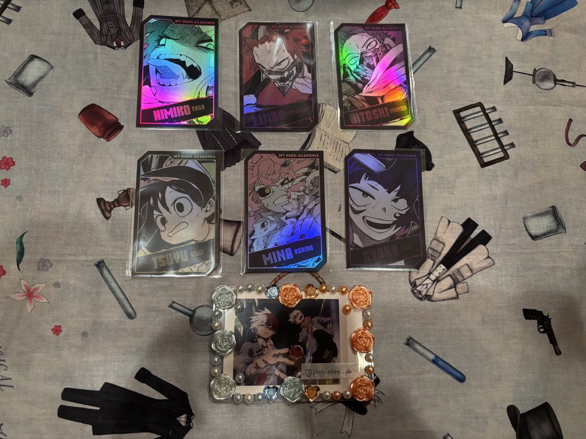 【交換/譲渡】
僕のヒーローアカデミア ヒロアカ ホロカード ホロカ ジャンフェス

譲）画像の物
 ※1段目は、2段目とまとめて取引して下さる方優先

求)275円/枚＋送料 or 同異種爆豪、轟(固定ポストに激求記載)

郵送希望です。
よろしくお願いします。