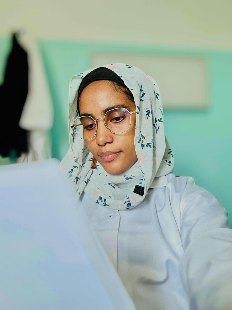 8 Mars ✨

L'égalité ne se décrète pas, elle se construit !
Les femmes ne doivent pas attendre qu'on leur accorde leur place. Elles doivent la conquérir, par la force de leur savoir, de leurs compétences et de leur leadership. 

Bonne fête à toutes 🎈