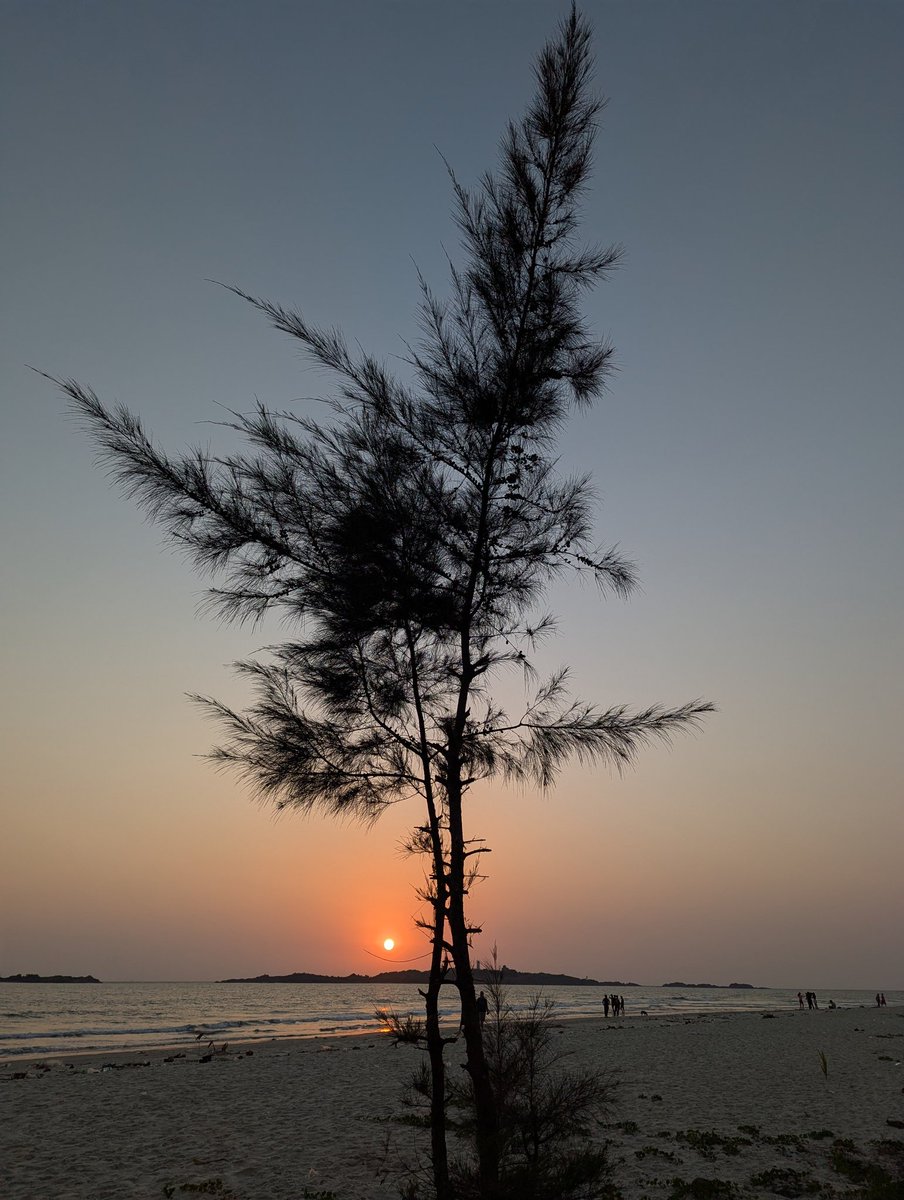 pixgaze's tweet photo. #Malpe #Beach #Padukere #Udupi https://t.co/SHQJfslpNk