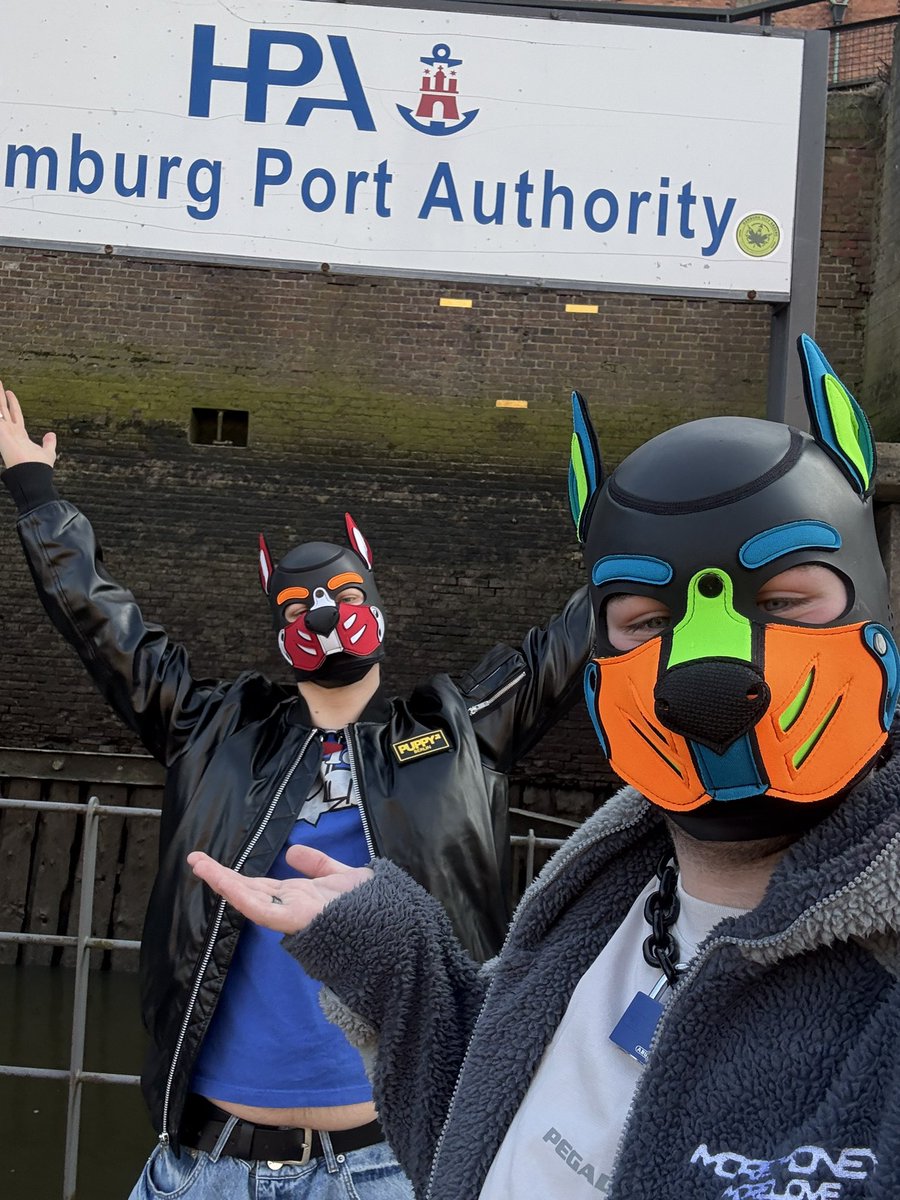 rednaughtypuppy's tweet image. Hamburg ❤️
@Eras247 ❤️💍