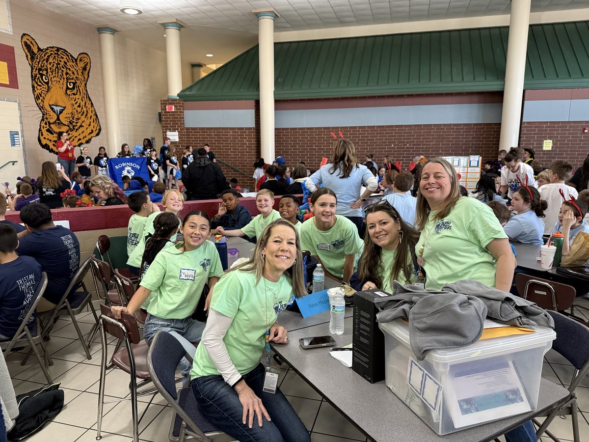 New Hope Elementary School Robotics Team is ready to win! ⁦<a href="/NewHopeGCS/">New Hope Elementary</a>⁩ ⁦<a href="/GastonSchools/">GastonCountySchools</a>⁩