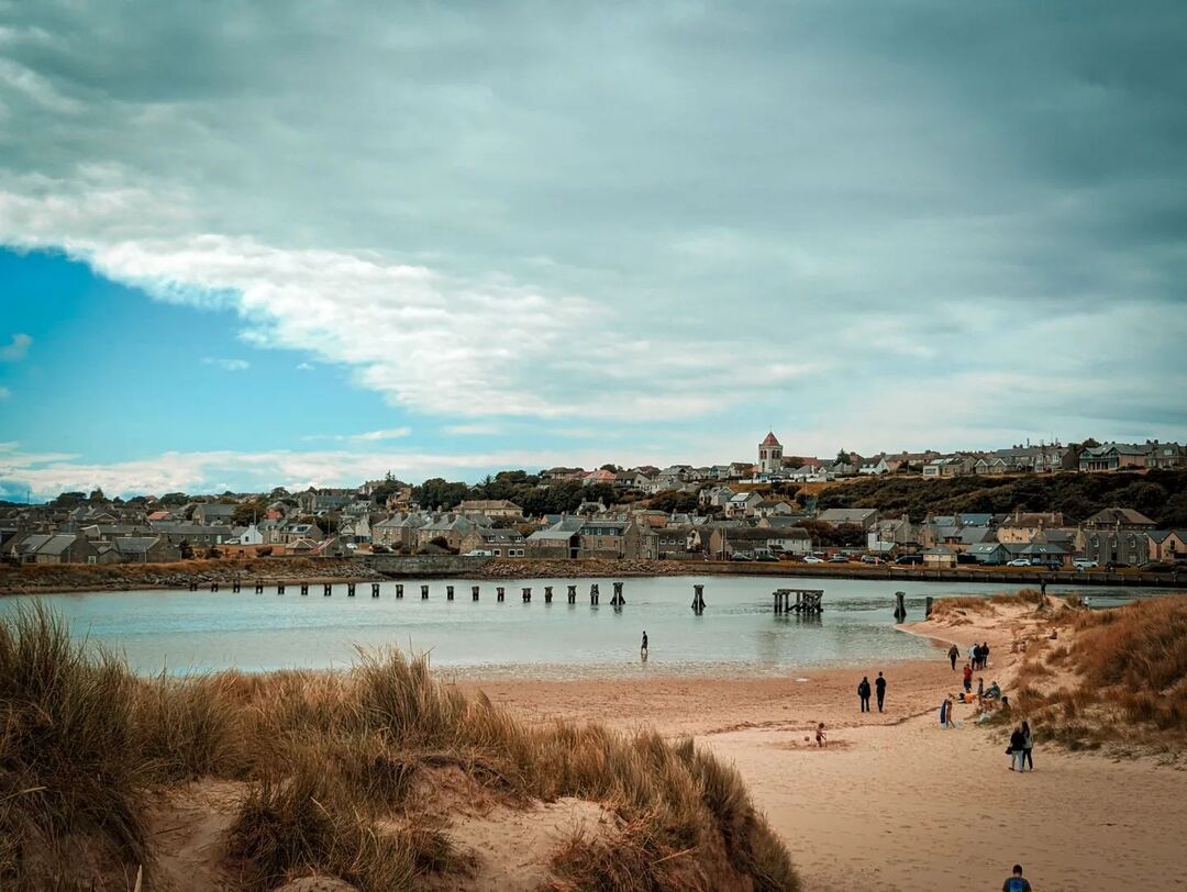 Is it warm enough to start your beach holiday yet? 🏖️🌞 #EscapeYourEveryday

With miles of golden sands, dramatic coastal views and charming seaside towns, Moray Speyside is the perfect spot for a beach getaway.
morayspeyside.com 

📌 - Lossiemouth
📷 - arran_watt (IG)
