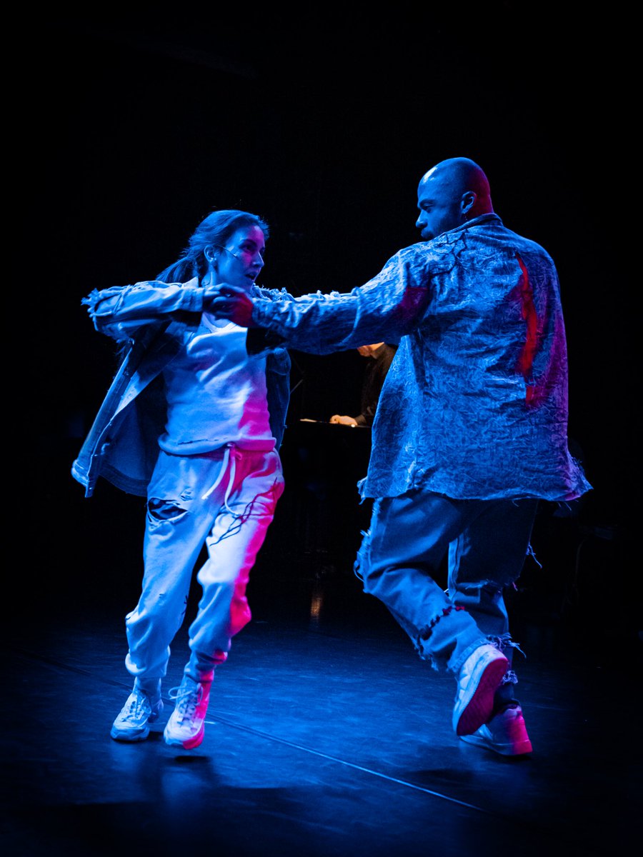 Upea ensi-ilta takana <a href="/koko_teatteri/">KokoTeatteriOfficial</a> 💜
Sara Stridsberg: Pyörre 💙
Esitykset pääsiäiseen asti 🩷