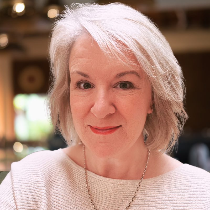 Louise Jenner, The Dream Job Coach. (@louisejenner1) on Twitter photo Hey everyone! π It's so important to keep our online and offline images in sync. I recently changed my hair colour, and updating my online presence is quite the task! It's a "work in progress" as I revamp my social media and website. Happy #IWD2023 ππ#EmbraceYourself Hey everyone! π It's so important to keep our online and offline images in sync. I recently changed my hair colour, and updating my online presence is quite the task! It's a "work in progress" as I revamp my social media and website. Happy #IWD2023 ππ#EmbraceYourself