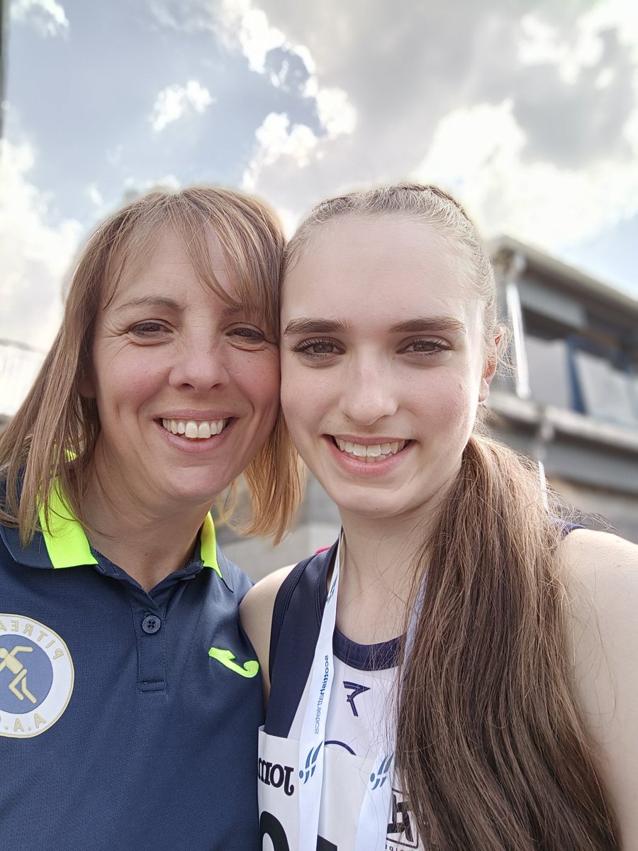 On #InternationalWomensDay it's great to reflect as a female on my coaching journey. I've been lucky to have fantastic support from other coaches who see the benefits of developing others. Their support has paid dividends in my confidence and knowledge. 
 To all...thank you 🙏