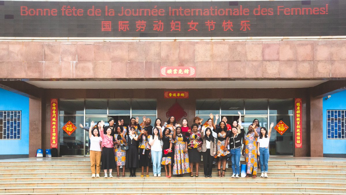 SICOMINES's tweet photo. #SICOMINES | #8_mars : La journée internationale des droits de la femme a été célébrée, vendredi, avec faste à la SICOMINES, à Kolwezi dans la province du Lualaba (Sud-est) de la RDC.
Plusieurs activités se sont déroulées pour embellir cette journée dédiée à la femme notamment, chants, danse, jeux concours, remise des diffèrent cadeaux ainsi que plusieurs manifestations festives.
La @SICOMINES, à travers M. Song Haifeng, son directeur administratif, souhaite joyeuse fête à toutes les femmes de la RDC et réaffirme sa disponibilité à temps plein d’apporter son soutien inconditionnel aux femmes actives dans tous les domaines de la vie et particulièrement à celles de la SICOMINES pour leurs courage et dévouement.
