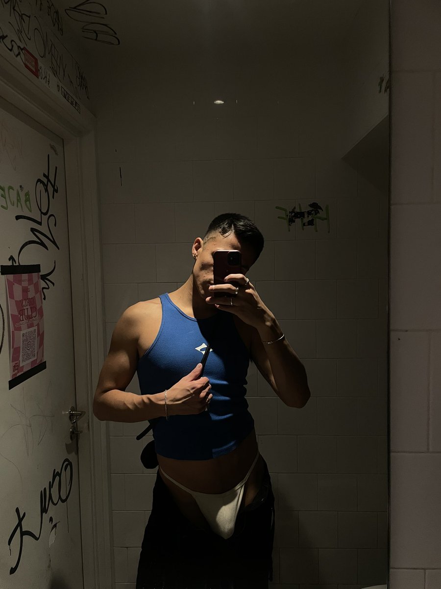 Last night club outfit 🤍