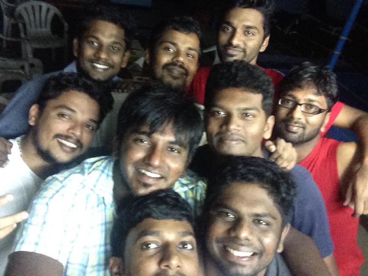 Dir_Ashwath's tweet image. Important post. 
Sometimes we fail to thank the most important people in our life because they are our friends and they won’t take it wrong !
The bachelor room life that u see in ‘Dragon’ is almost 90 percent recreated from my life ! Not just the characters but also the place !…