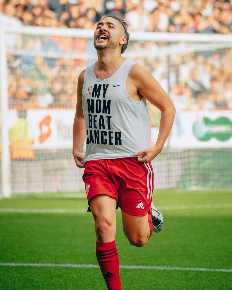 STREAM GOING LIVE IN FIVE!!!

- sidemen charity match watchalong 👀 
- FUT BIRTHDAY 🎂 
- LAS ALIENS MATCH 👽 

Only join if you can handle excessive dopamine hits babyyyyyyy:

twitch.tv/castro_1021