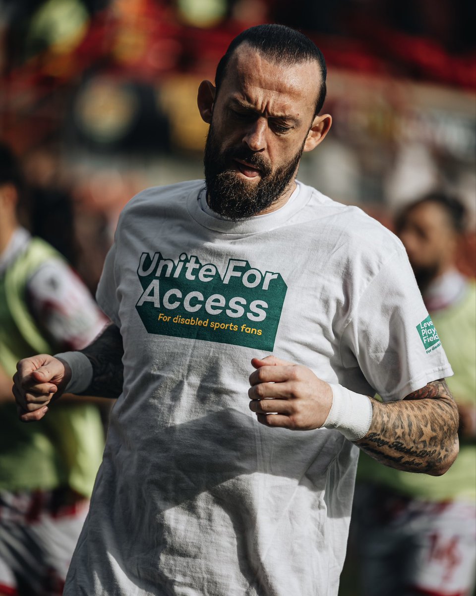 Wrexham_AFC's tweet image. #UniteForAccess 👊

🔴⚪️ #WxmAFC