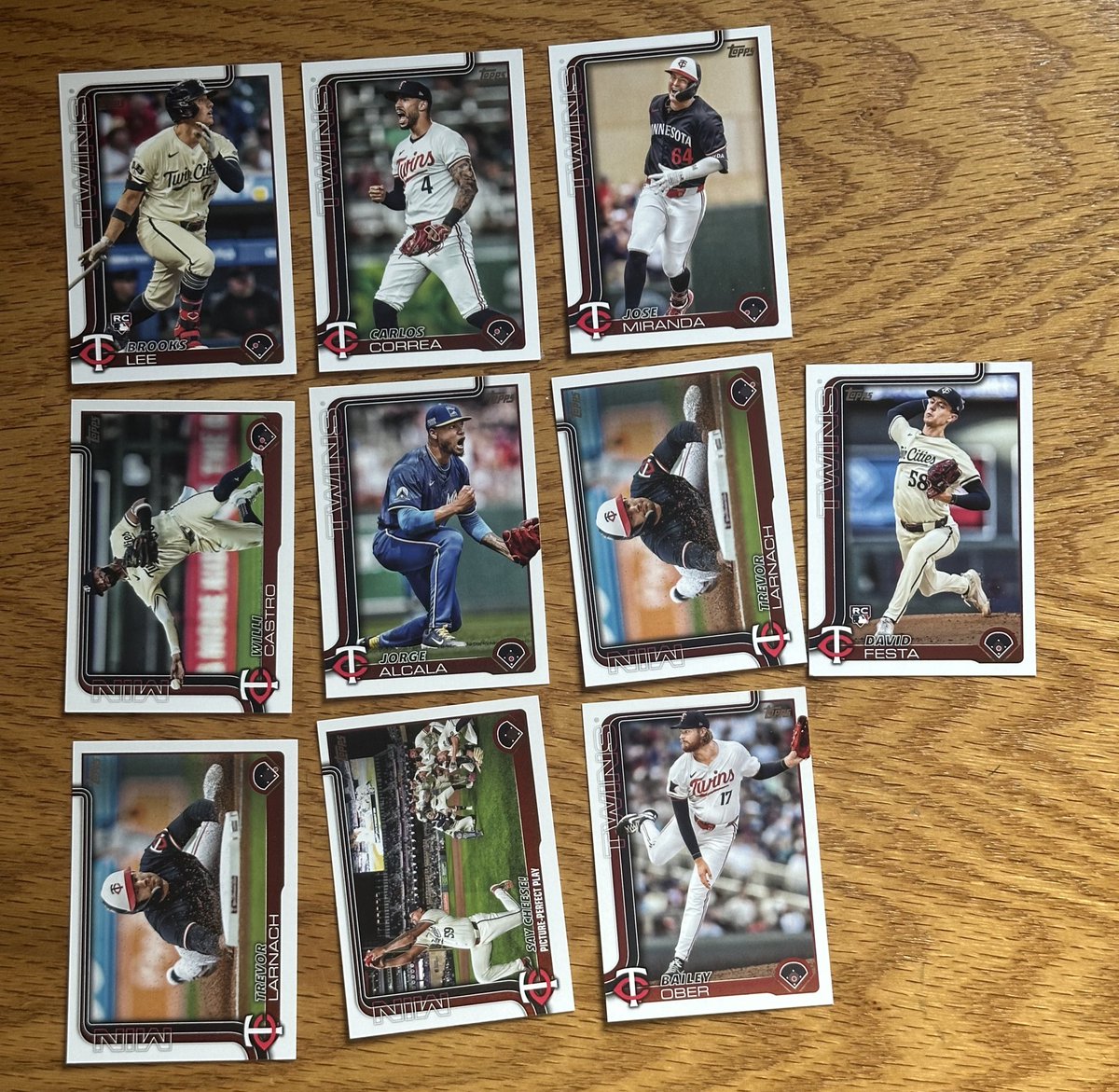 tlschwerz's tweet image. 2025 @Topps Series 1 has now been out for a couple of weeks.

What’s your favorite card?

RT for a chance to win this Twins team lot.

Must be following @realmnsportsfan and @tlschwerz to be eligible.