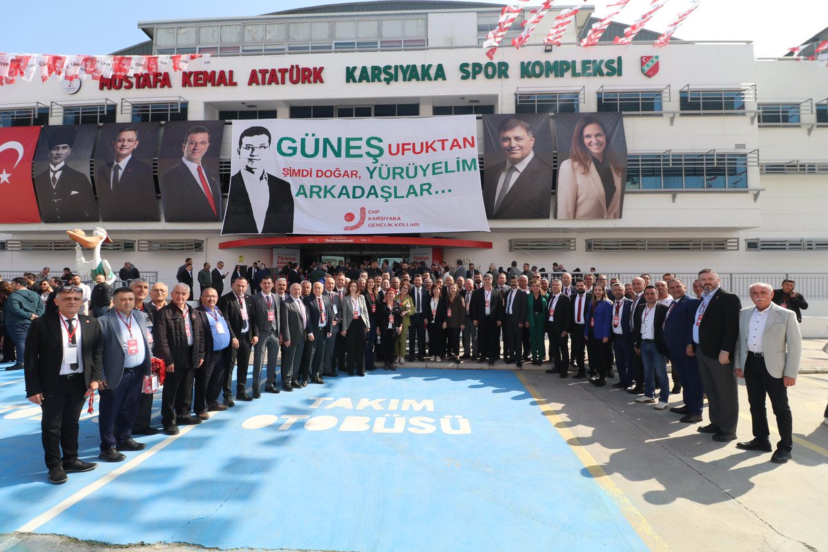 Birsen Çelik (@birsencelik20) on Twitter photo Partimizin Cumhurbaşkanı aday adayı Sayın Ekrem İmamoğlu'nun İzmir'de düzenlediği ön seçim buluşmasına katıldık. Çıktığı bu yolda İstanbul Büyükşehir Belediye Başkanımız Sayın <a href="/ekrem_imamoglu/">Ekrem İmamoğlu</a> 'na başarılar diliyorum. CHP Başaracak, Türkiye kazanacak. Partimizin Cumhurbaşkanı aday adayı Sayın Ekrem İmamoğlu'nun İzmir'de düzenlediği ön seçim buluşmasına katıldık. Çıktığı bu yolda İstanbul Büyükşehir Belediye Başkanımız Sayın <a href="/ekrem_imamoglu/">Ekrem İmamoğlu</a> 'na başarılar diliyorum. CHP Başaracak, Türkiye kazanacak.