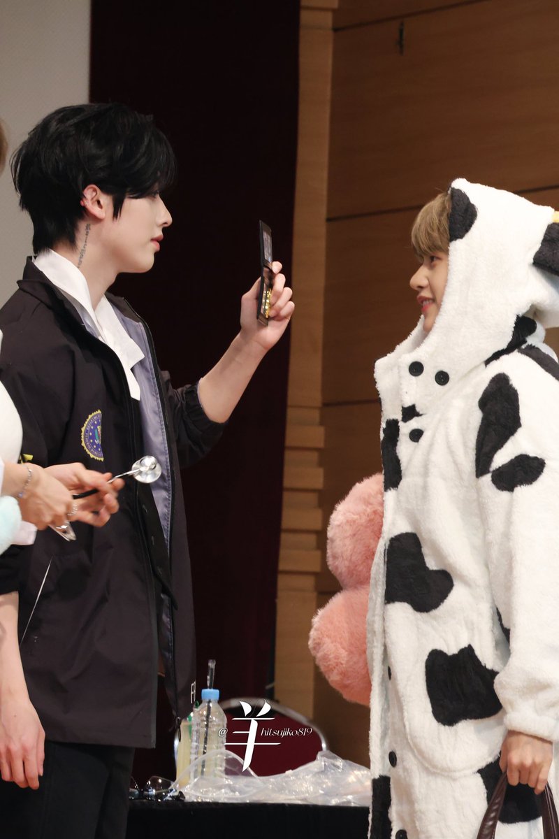 250308  am
👮🏻‍♂️🫸🏻🐄

#리키 #RICKY #沈泉锐 #リッキー
#석매튜 #SEOKMATTHEW #ソクマシュー #ZEROBASEONE #ZB1