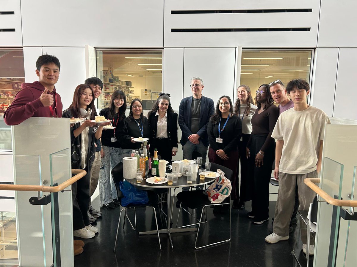 TomasLab_ICL's tweet image. Congratulations to @LilianeEleid who successfully passed her PhD viva yesterday! Here are some pictures of the post-viva celebrations. Many thanks to Prof David Hodson @daveyboyhod and Dr Bryn Owen @BrynMOwen for assessing her thesis and to David for his visit and Seminar.