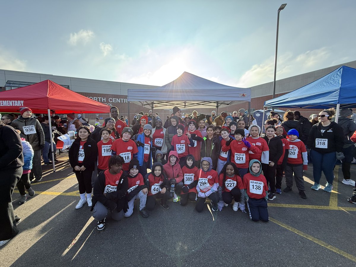 It was a great morning for the Great North Run!  Thank you to Mr. Dalton and Ms. Ashley for a great running club season!  We loved seeing so many panther cubs out there today to help raise funds for the Washington Township Schools Foundation! 🐾