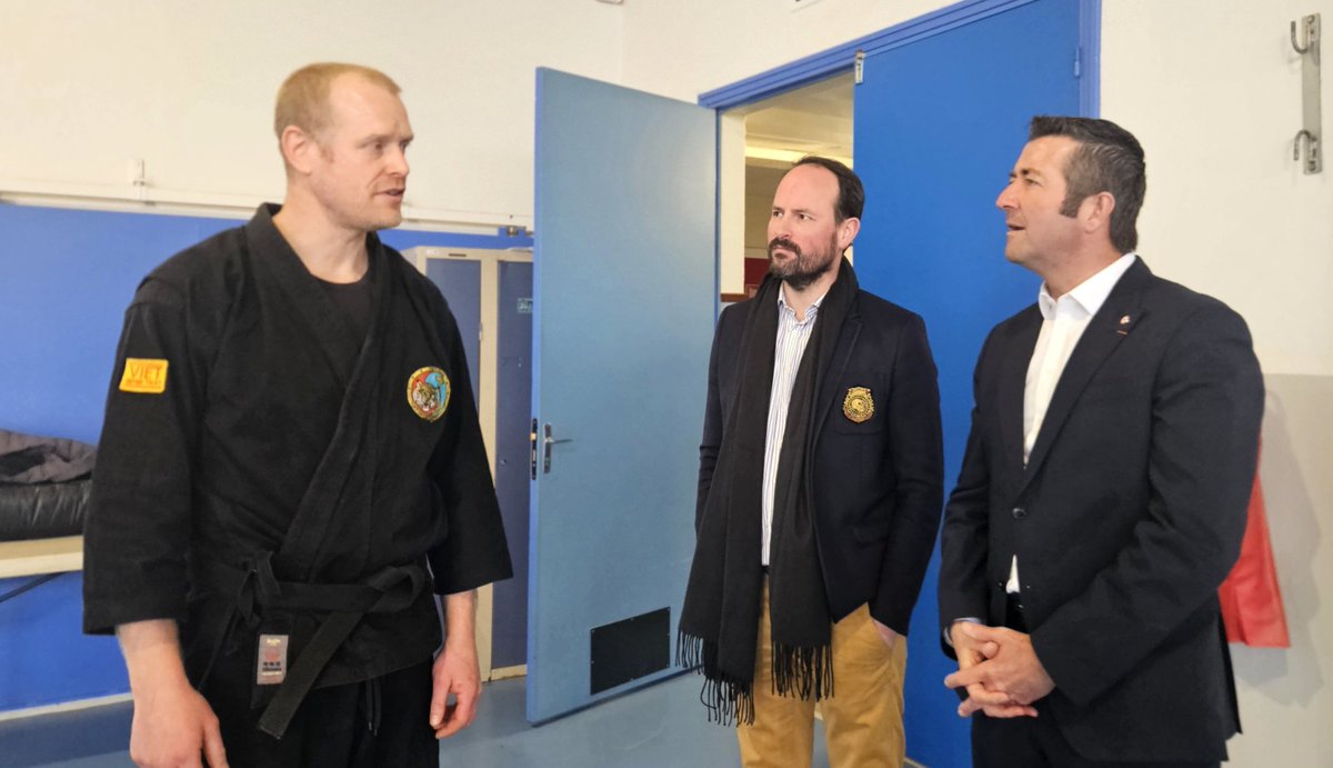 KARL OLIVE tweet media