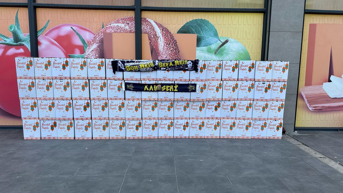 Bu sene 10. sunu düzenlediğimiz “Bir Deplasman da Gönüllere Yapalım” organizasyonumuzda ihtiyaç sahiplerine elimizden geldiğince destekte bulunduk. Bizlerle birlikte yardımını esirgemeyen tüm dostlarımıza teşekkür ederiz. 
Allah kabul etsin.