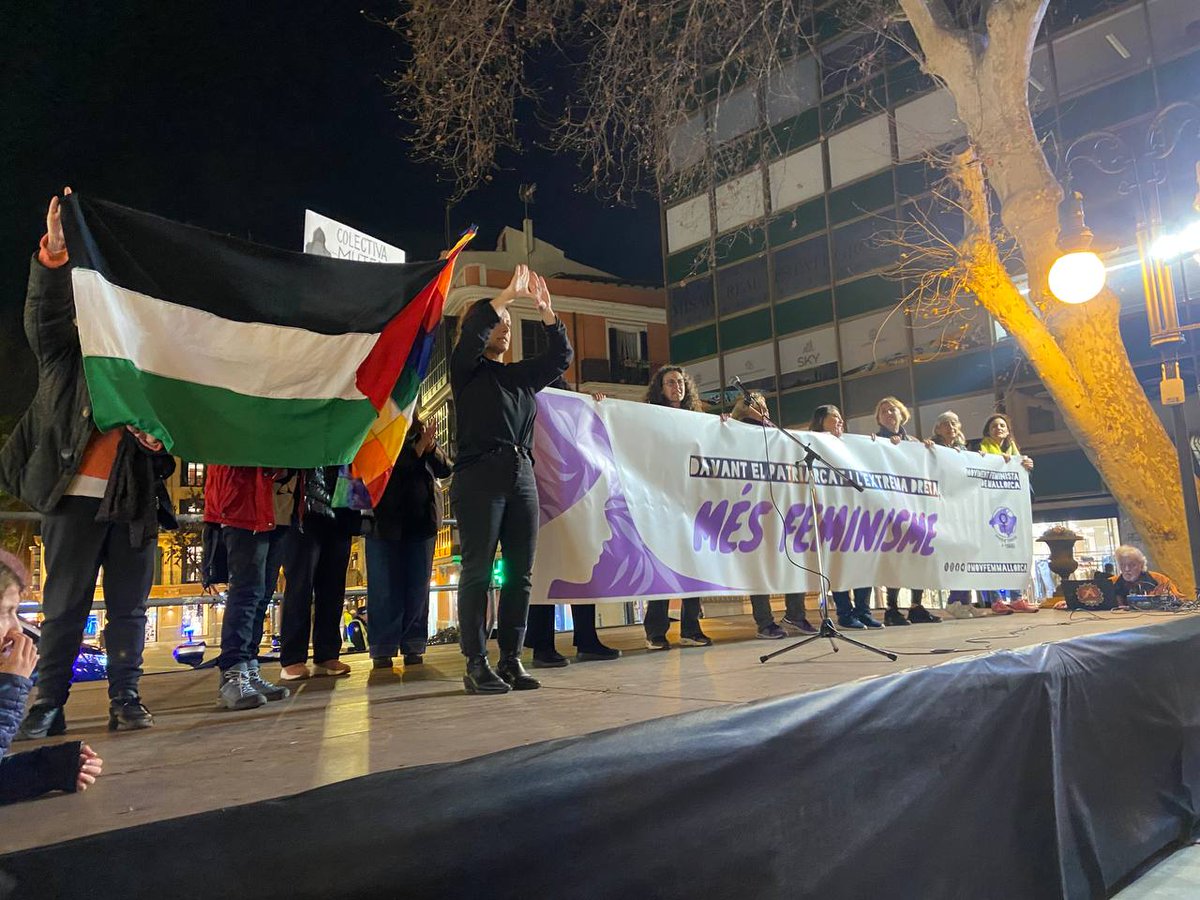 No hi ha força més poderosa que la de les que saben que la realitat, quan és injusta, se transforma lluitant.
#8M2025