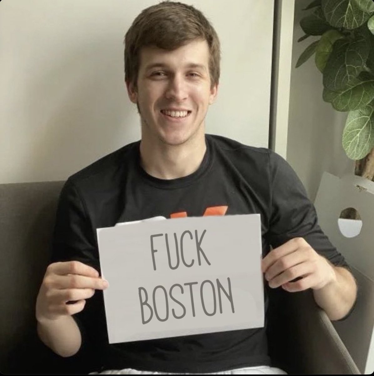 LakeShowYo's tweet image. Austin Reaves public service announcement