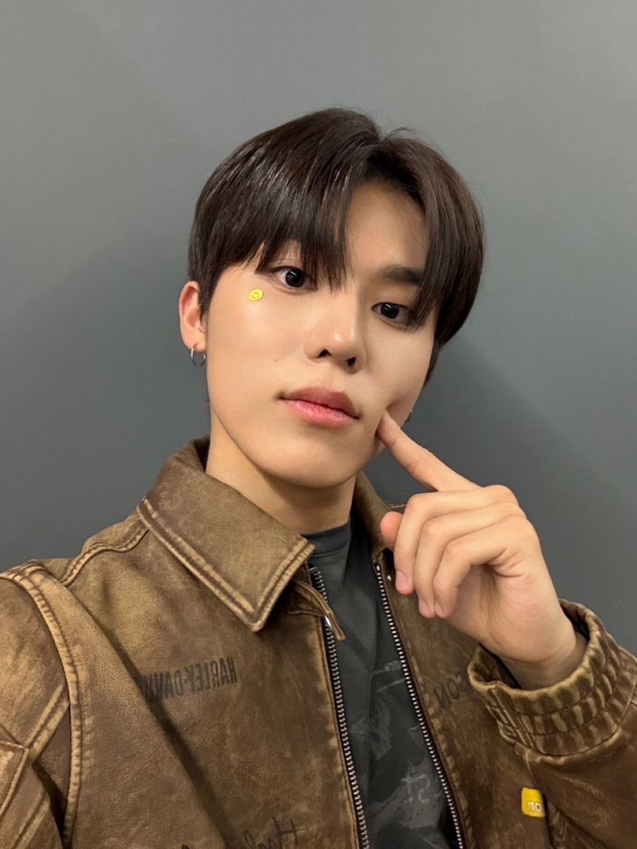 chywtnbe_'s tweet photo. Thankyou update gemes nya sayangku🥰🤏🏻 maapkeun baru keingat mau join challange ini,, besok update lagi ya Woo😻👋🏻

Sorry ijin tag juga🙏🏻 @annehidle22 @just_in_w00 @hjwworld 

#928CHALLENGE #928PROJECT https://t.co/IH4ZlPKJFg