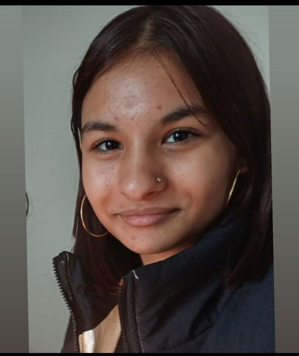 KAYIP ÇOCUK DUYURUSU! :(

14 yaşındaki Cemre İzmir'de kayboldu.
Ricam görsele lütfen bakalım canım Twitter ailem 
Daha önce Twitter sayesinde çok insan bulundu
Görenler 112 acil durum hattını arayabilir.