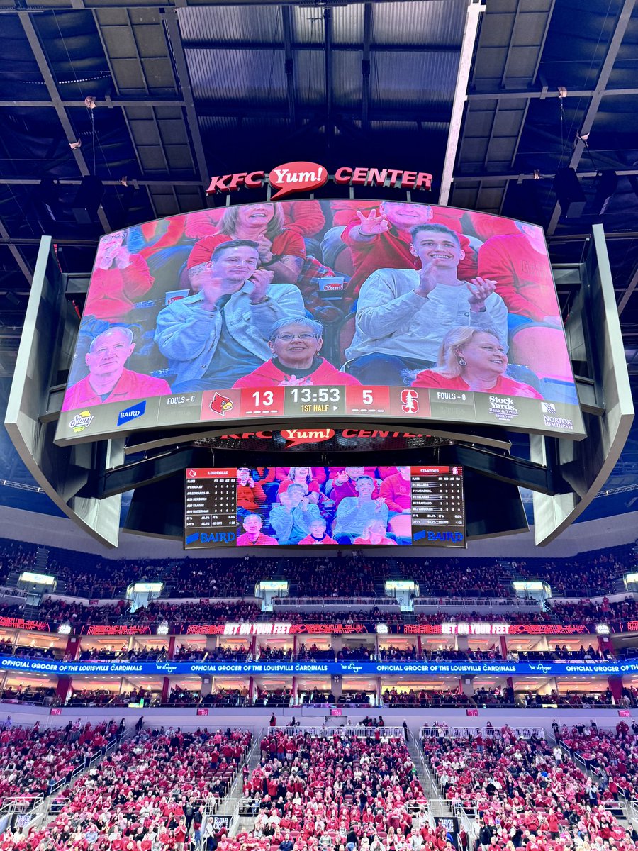 quinnslazinski's tweet image. First time back home in the Yum🔴 Best place in the country! #L1C4 ♥️