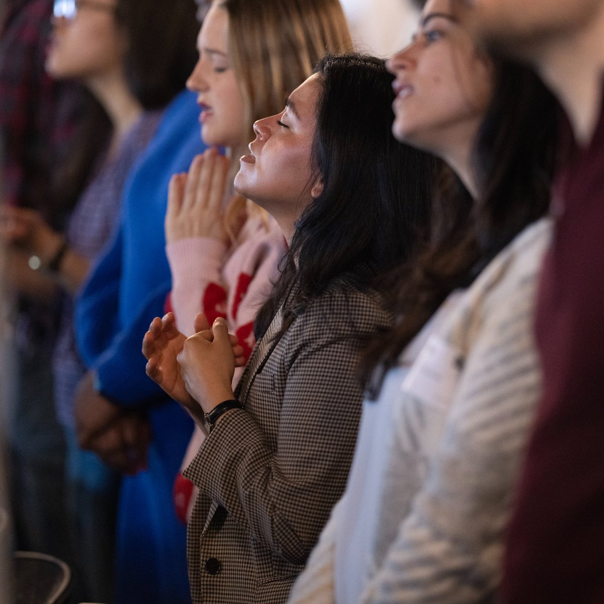 Want to hear some good news?
We get to worship Jesus even earlier tomorrow!! Don't forget to set your clocks AHEAD one hour tonight, March 8, for Daylight Saving Time! 
.
And hey—don't worry about the early start… we'll have hot coffee ready! 
.
rccbaltimore.org