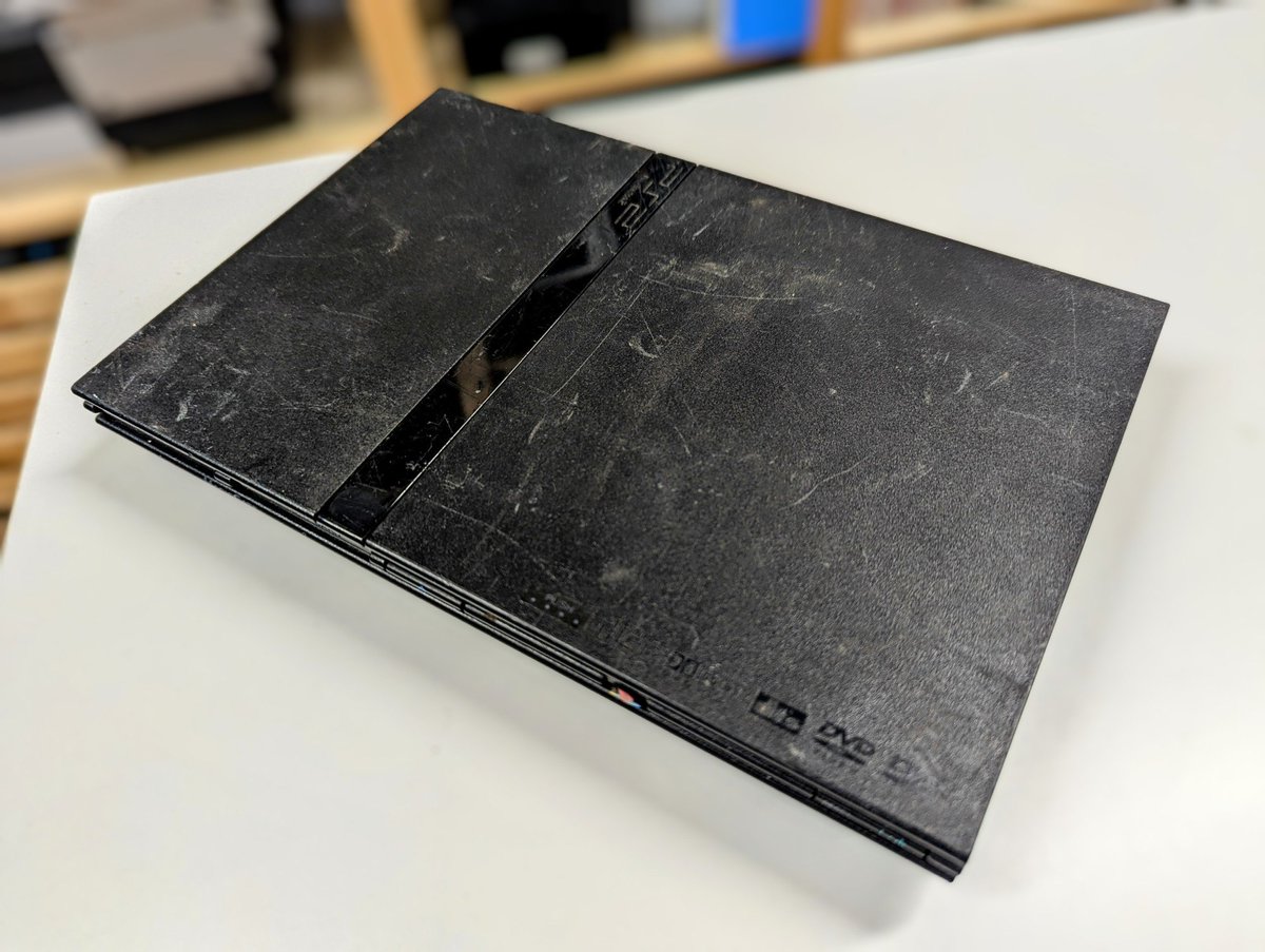 topvint's tweet image. I refurbished and modded this #PS2 slim with a Modbo 5.0 modchip. Do you want to see how I did it? Please check below 👇