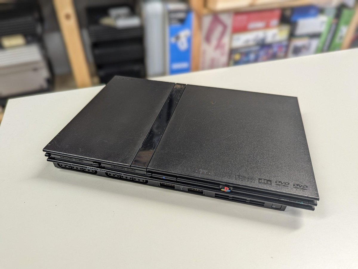 topvint's tweet image. I refurbished and modded this #PS2 slim with a Modbo 5.0 modchip. Do you want to see how I did it? Please check below 👇