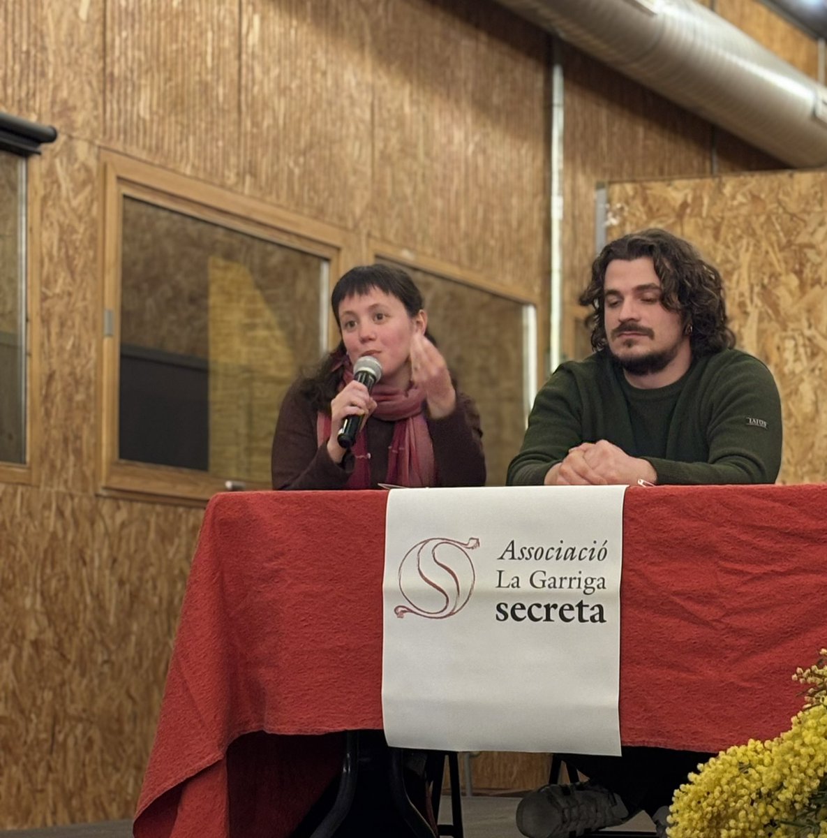 _alexvaliente's tweet photo. Avui, la Garriga Secreta, presenta el seu nou volum. 

Articles sobre @GitanesLG , sobre @lagarriga_sc o sobre algunes masies de #laGarriga escrit per la @martamasies , entre d’altres. 

Uns dels llibres que ho petaran aquest #SantJordi a #laGarriga 

#laGarrigaSecreta https://t.co/WvykRO5VZB