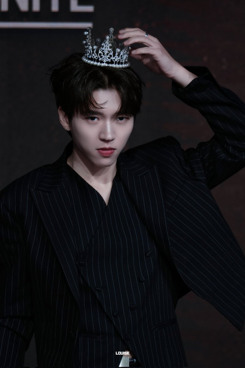 LOUISE_NWH's tweet image. 250307 팬싸
🥺🥺💙

#인피니트 #INFINITE 
#우현 #남우현 
#LIKE_INFINITE #Dangerous